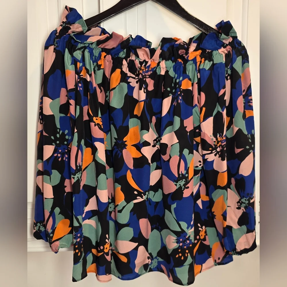 Tucker 100% Silk Floral Off Shoulder Blouse XS Boho Summer Festival Top - Picture 2 of 9